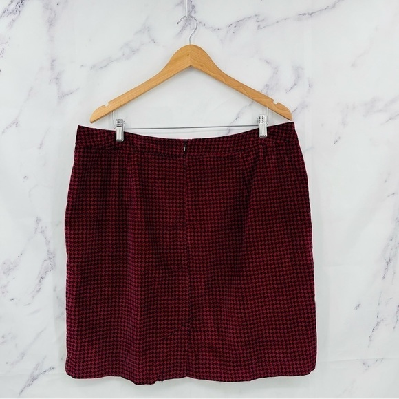 LL Bean Houndstooth Corduroy Mini Skirt - Picture 3 of 3